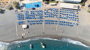 Mare Blue Hotel