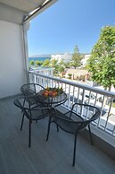 Ilioxenia Studio & Apartments