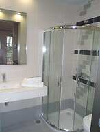 Ilioxenia Studio & Apartments