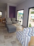 Ilioxenia Studio & Apartments