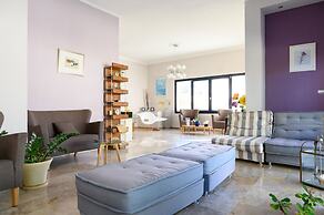 Ilioxenia Studio & Apartments