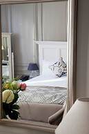 Vanbrugh House Hotel