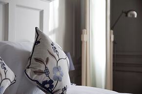 Vanbrugh House Hotel