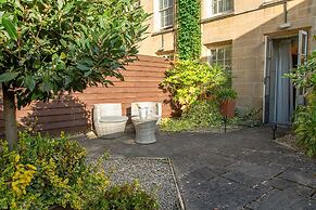 Vanbrugh House Hotel