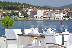 Apartments Vala