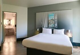 B&B HOTEL Marseille Euromed