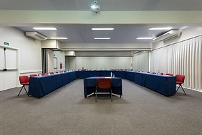 Carlton Suítes Limeira