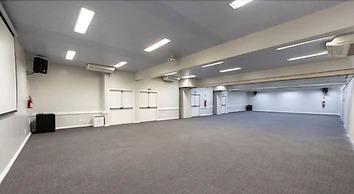 Carlton Suítes Limeira