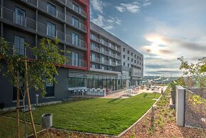 City Lodge Hotel Waterfall City