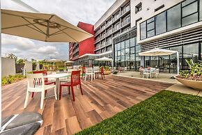 City Lodge Hotel Waterfall City