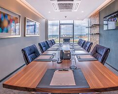 City Lodge Hotel Waterfall City