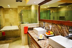 Villas de Cortez Penthouse