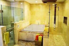 Villas de Cortez Penthouse