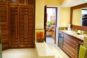 Villas de Cortez Penthouse