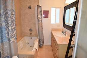 Malibu Beach Paradise Apartments