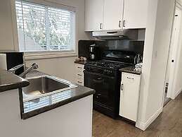 Malibu Beach Paradise Apartments