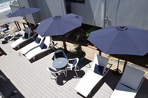 Malibu Beach Paradise Apartments