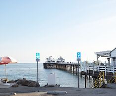 Malibu Beach Paradise Apartments