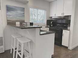 Malibu Beach Paradise Apartments