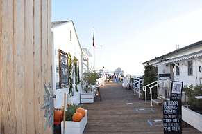 Malibu Beach Paradise Apartments