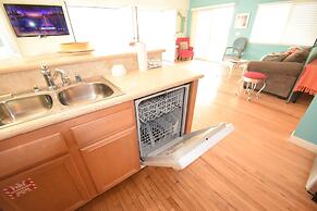 Malibu Beach Paradise Apartments