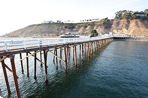 Malibu Beach Paradise Apartments