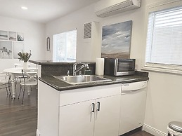 Malibu Beach Paradise Apartments