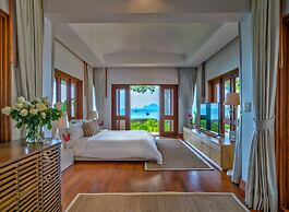 Villa Macaque and Villa Languor