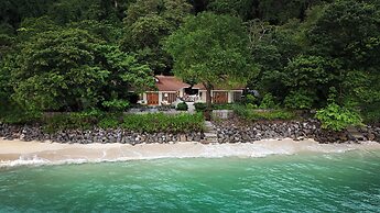 Villa Macaque and Villa Languor