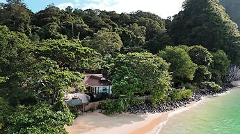 Villa Macaque and Villa Languor