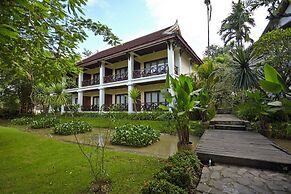 Santi Resort & Spa