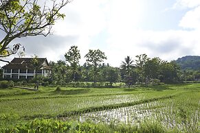 Santi Resort & Spa