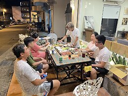 Martin Wales Hotel Kenting