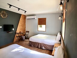 Martin Wales Hotel Kenting