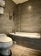 Martin Wales Hotel Kenting