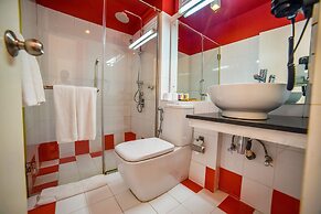 Coral Rock by Bansei