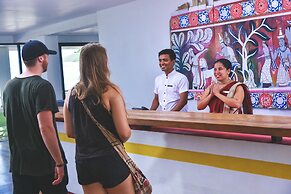 Coral Rock by Bansei