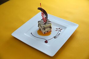 Coral Rock by Bansei