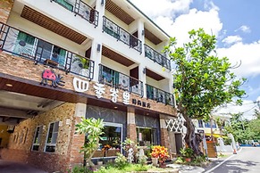 Seasons Bali Fashion Inn