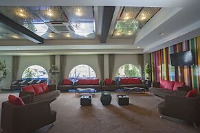 Kiss Gardenhome Chic Hotel