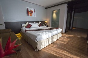 Kiss Gardenhome Chic Hotel