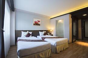 Kiss Gardenhome Chic Hotel