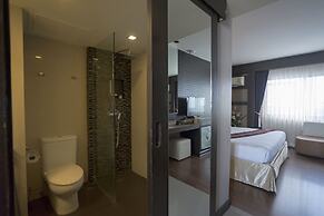 Kiss Gardenhome Chic Hotel