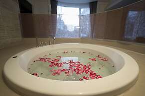 Kiss Gardenhome Chic Hotel