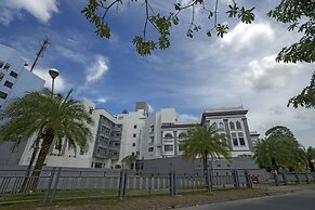 Kiss Gardenhome Chic Hotel