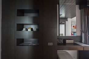 Kiss Gardenhome Chic Hotel