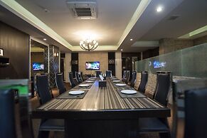 Kiss Gardenhome Chic Hotel