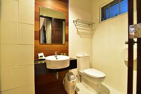 The Breeze Lipe Resort