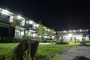 The Breeze Lipe Resort