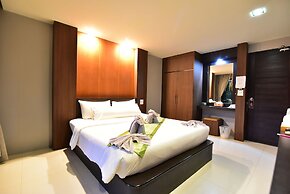 The Breeze Lipe Resort